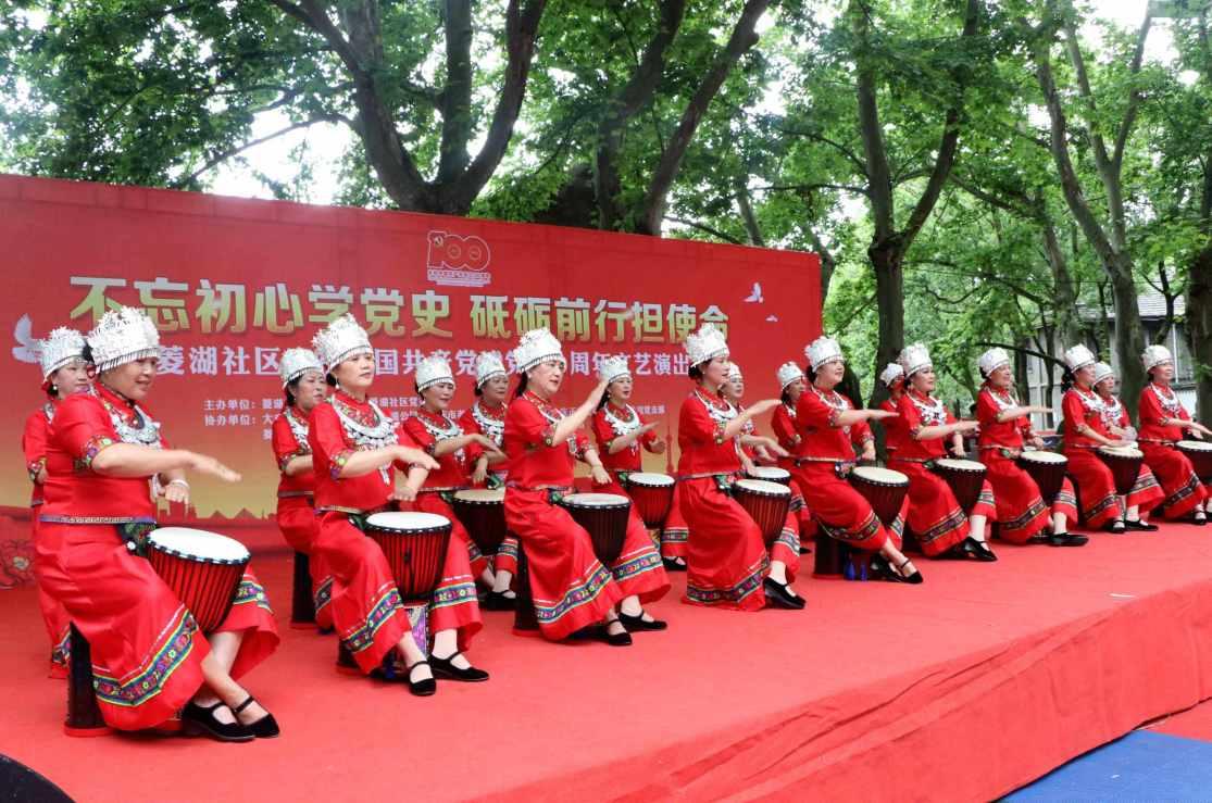 湖北:鼓励学校在食堂设置食品安全投诉站